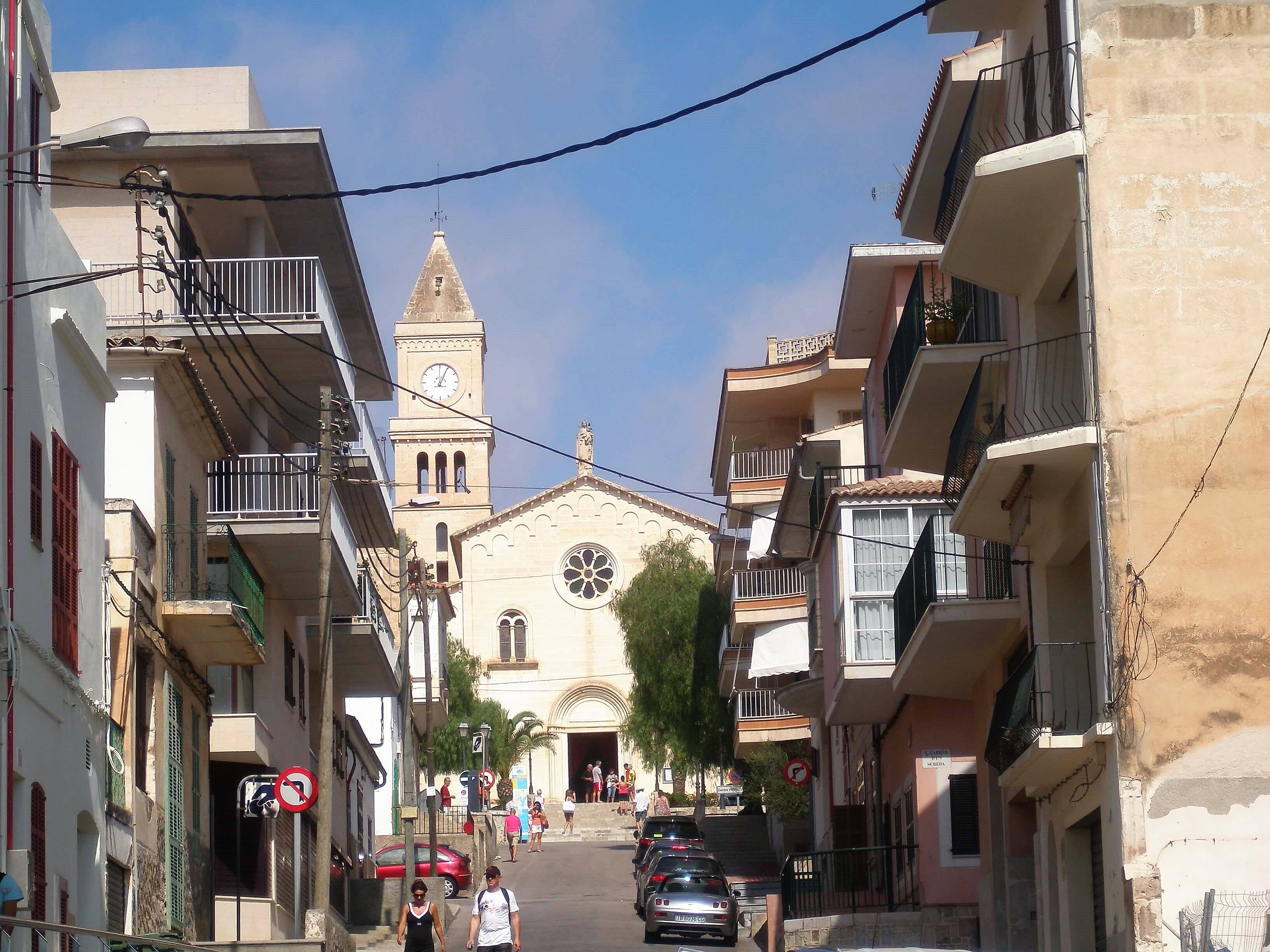 La iglesia de Porto Cristo